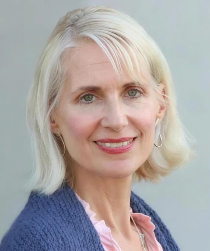 Dr. Laura Hieb, ND